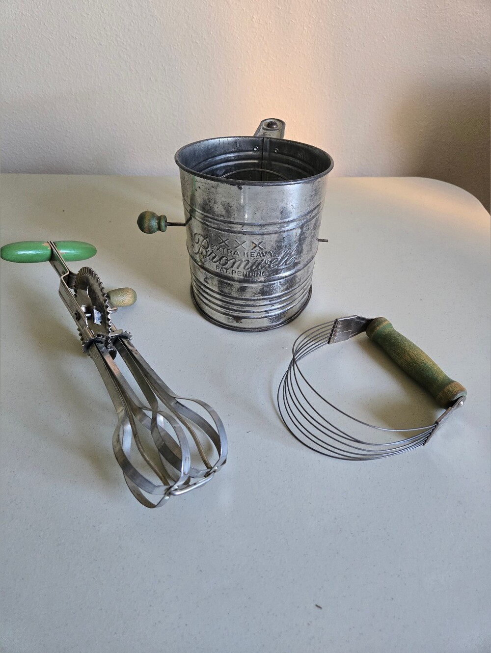 Vintage Style Green-Handled Hand Mixer; Dough Blender and Flour sifter